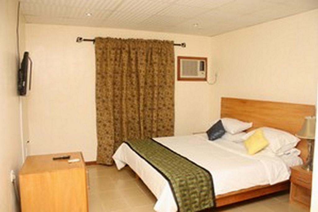 Eaglespark Hotel Lagos Extérieur photo