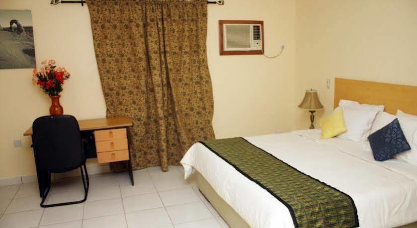 Eaglespark Hotel Lagos Extérieur photo